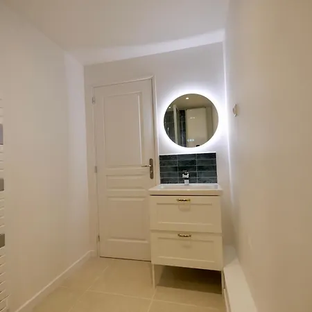 מלון דירות D-day קרנטן