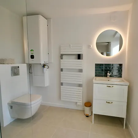 מלון דירות D-day 3*