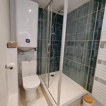 D-day מלון דירות קרנטן