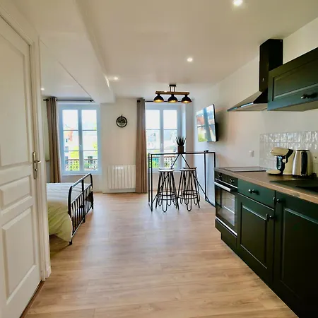 מלון דירות D-day קרנטן